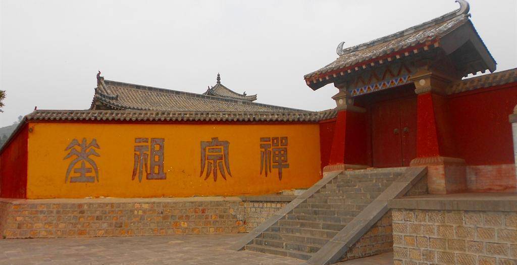 从时间上来说,空相寺不输于白马寺,而从底蕴上来说,空相寺在某种程度