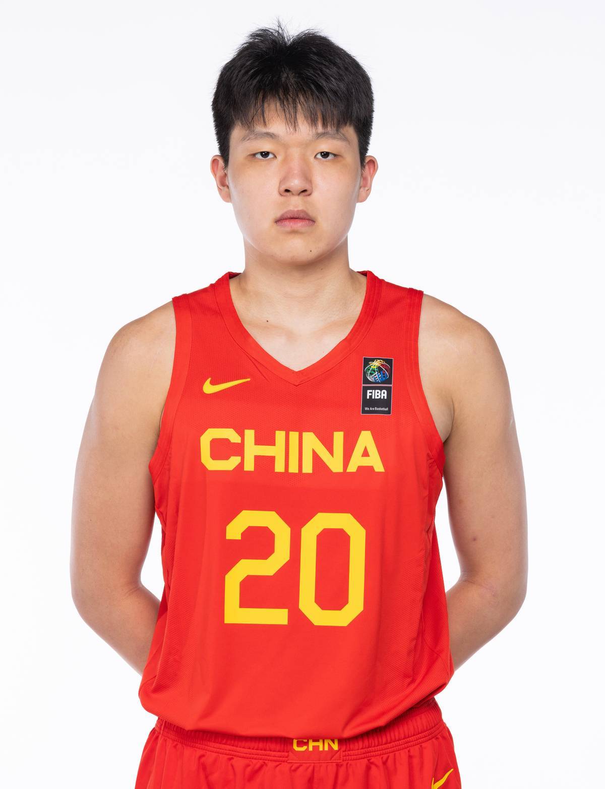 18岁天才首进国家队,预测能打nba,加盟灰熊顺位第38_杨瀚森_周琦_球员