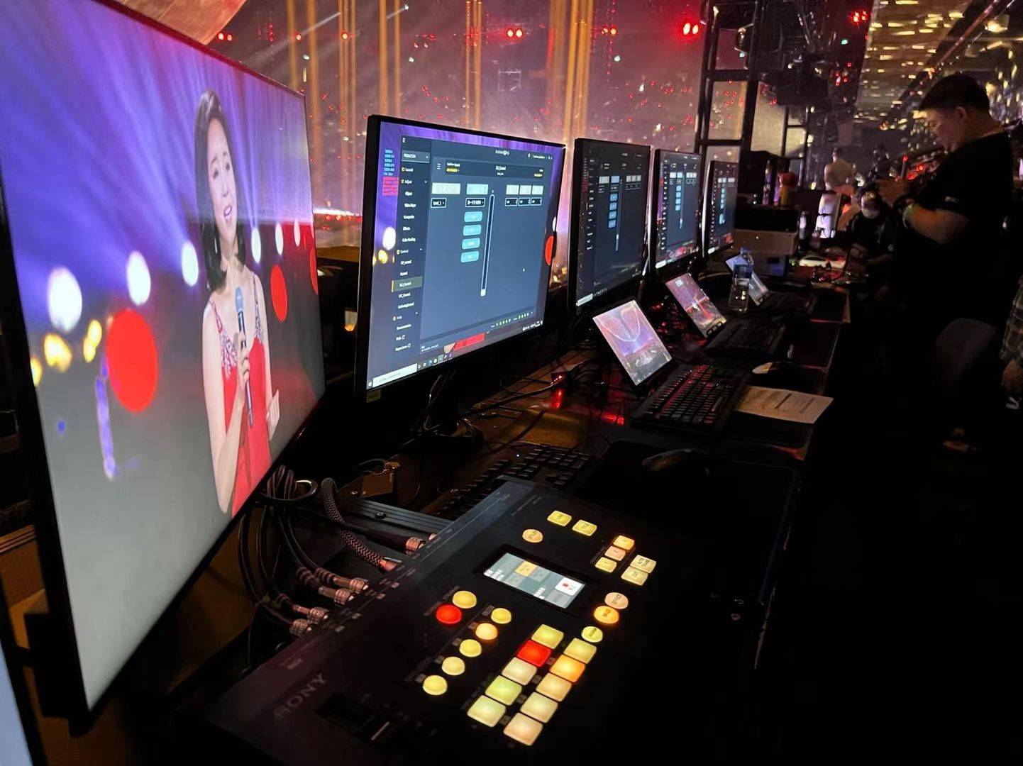 影视剪辑软件,影楼剪辑师一个月收入多少?_行业_平台_视频