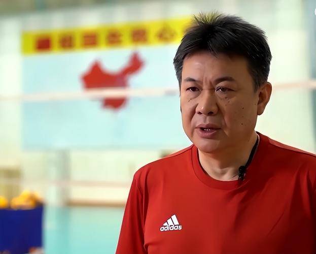 蔡斌瘦了!赖亚文亲自督战,主力人才凋零,中国女排压力太大!