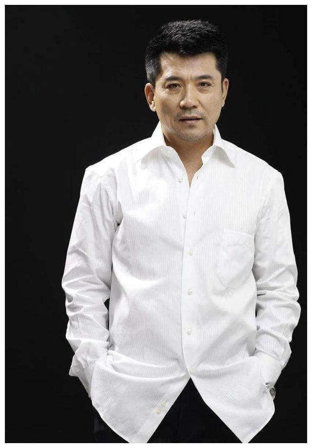 孙淳:帅气坚持,无悔选择,张艺谋评价难以忽视_傅丽莉_内心_生活