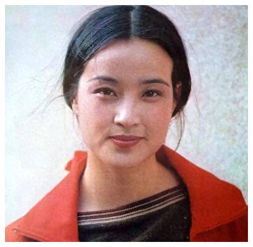 刘晓庆与母亲大吵一次导致多少妈妈泪目?_家人_蛇口_父母