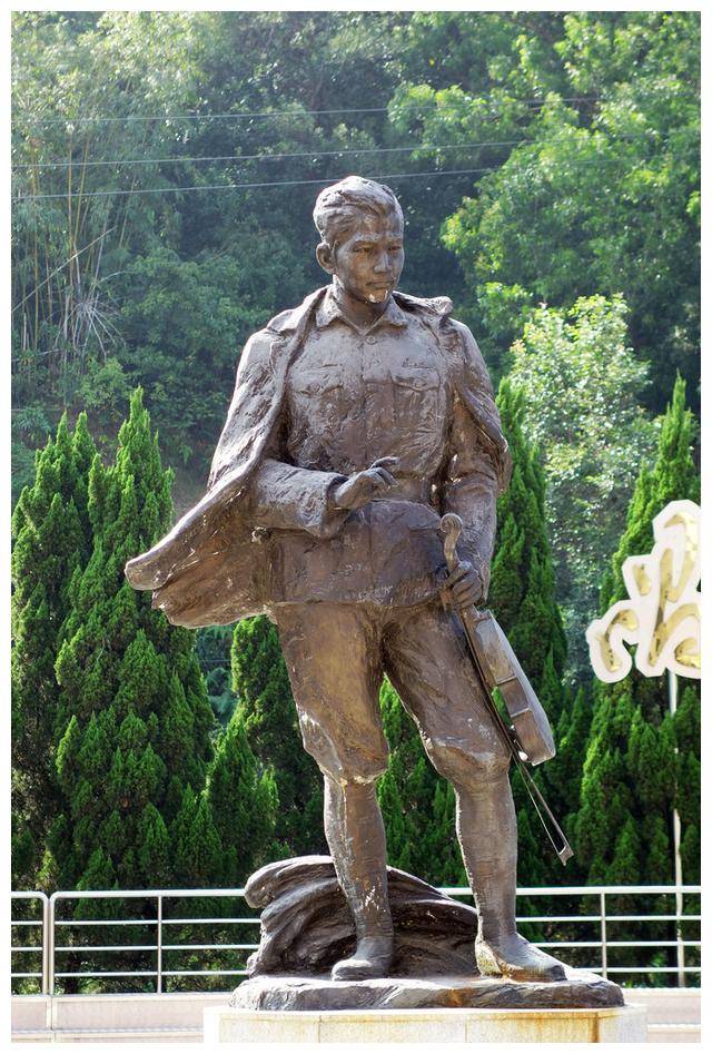 冼星海:音乐界的闪耀之星,拥有天籁嗓音_激励_声音_传奇