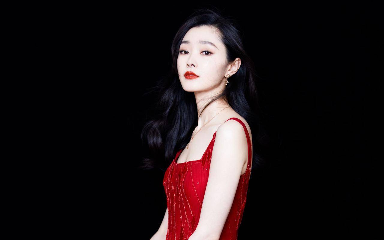 宋轶自曝曾一年多无戏可拍,坚持终迎转机,网友:转角遇见机会!