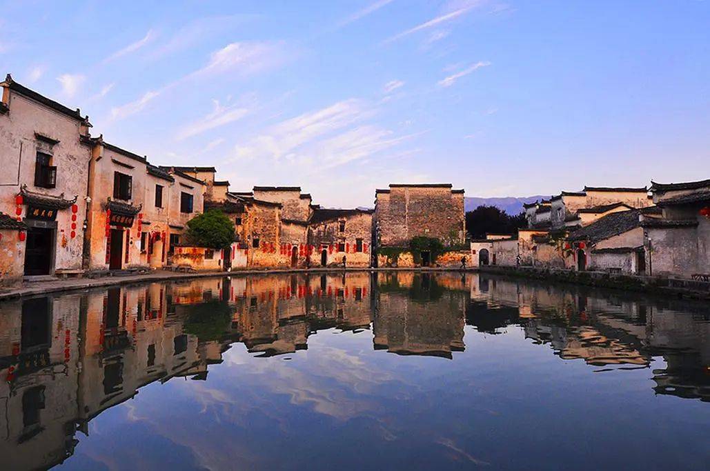 1 全程景区门票:黄山 黄山日出 新安江山水画廊 徽州古城 鱼梁坝 宏村