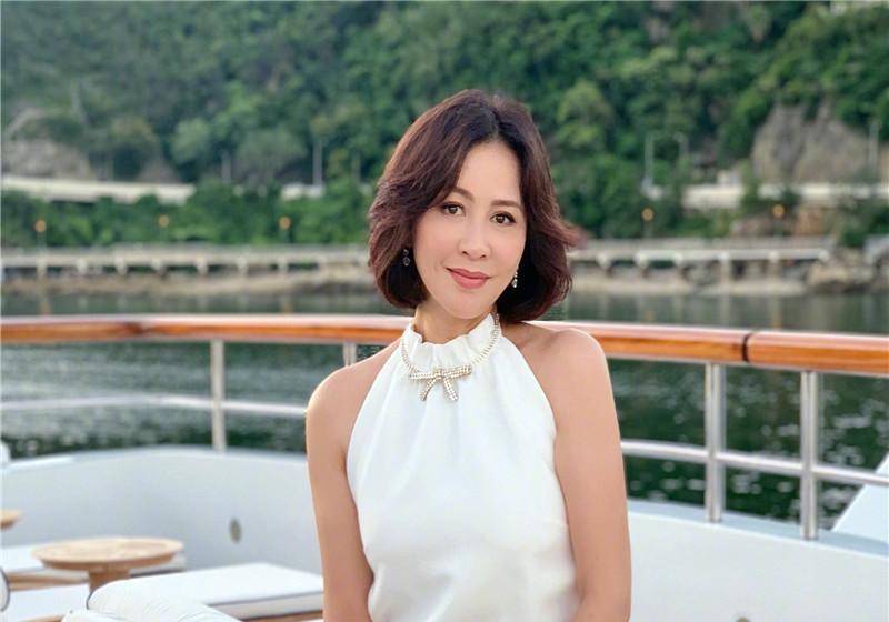 刘嘉玲关之琳再度同框,冰释前嫌._媒体_关系_事情