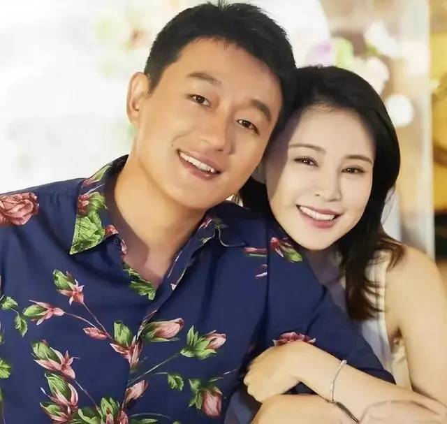 他让老师8年生3个孩子:娱乐圈最强师生恋!_佟大为_关悦_朋友