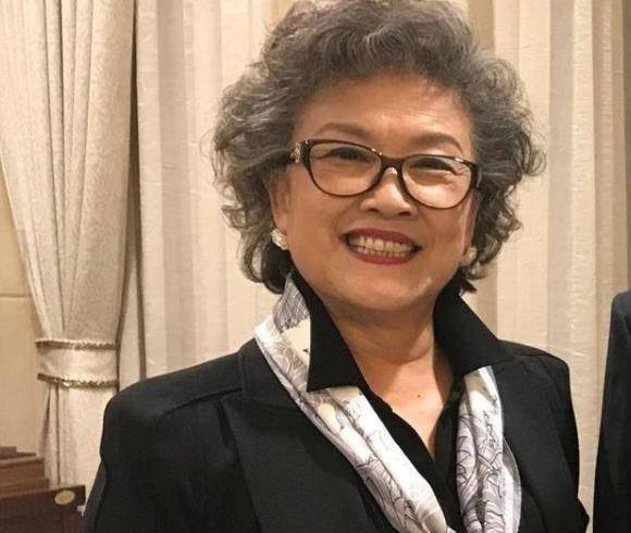 宋春丽,为拍戏终生未生育,年逾花甲才当上了母亲_孩子_丈夫_孙维熙