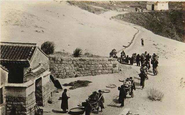 90年前,每天都有数千人在普陀山做这件事儿……_舟山_轿子_香客