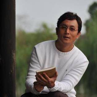 因为林欣缇还带着5个前夫的儿子一起生活,无一个和他有关系,这样的