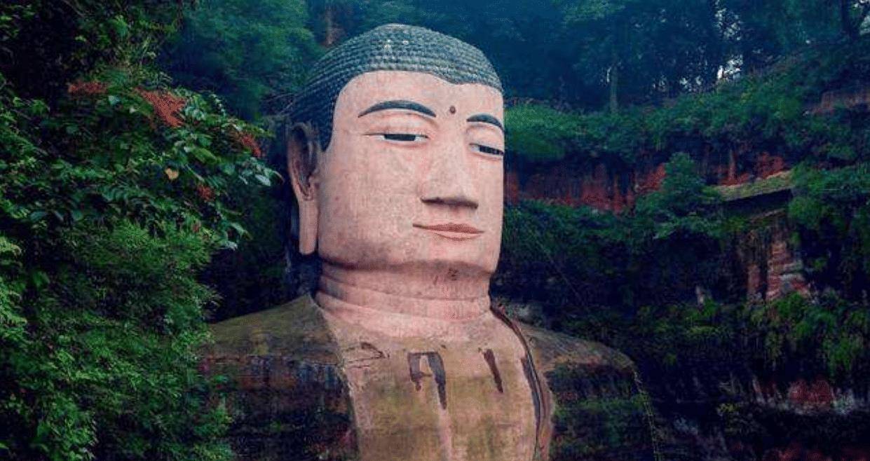 老人发现乐山大佛秘密,得5000元奖金,20多年后向政府索赔280万_潘鸿忠