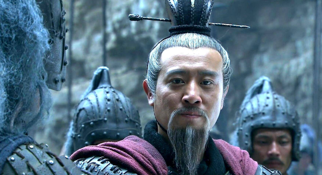 庞统临终前看穿刘备真面目:暗示魏延和黄忠,可惜没有人理解