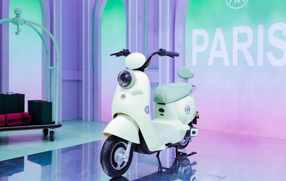 2024爱玛经销商营销盛典_用户_时尚_产品