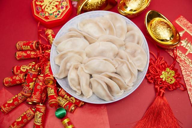 正月十五元宵节,天官赐福,吃3食做3事不可少,日子越过越红火_饺子