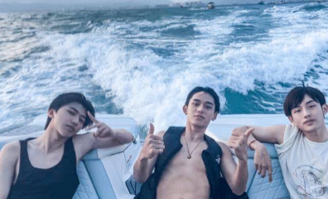 baby被造谣和蔡徐坤约会,5岁小海绵受牵连,男方晒照还原真相_黄旭熙