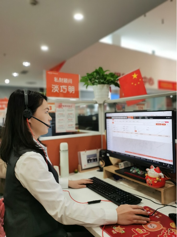 平安产险通辽|空中客服7x24小时提供暖心陪伴_客户_汉建_服务