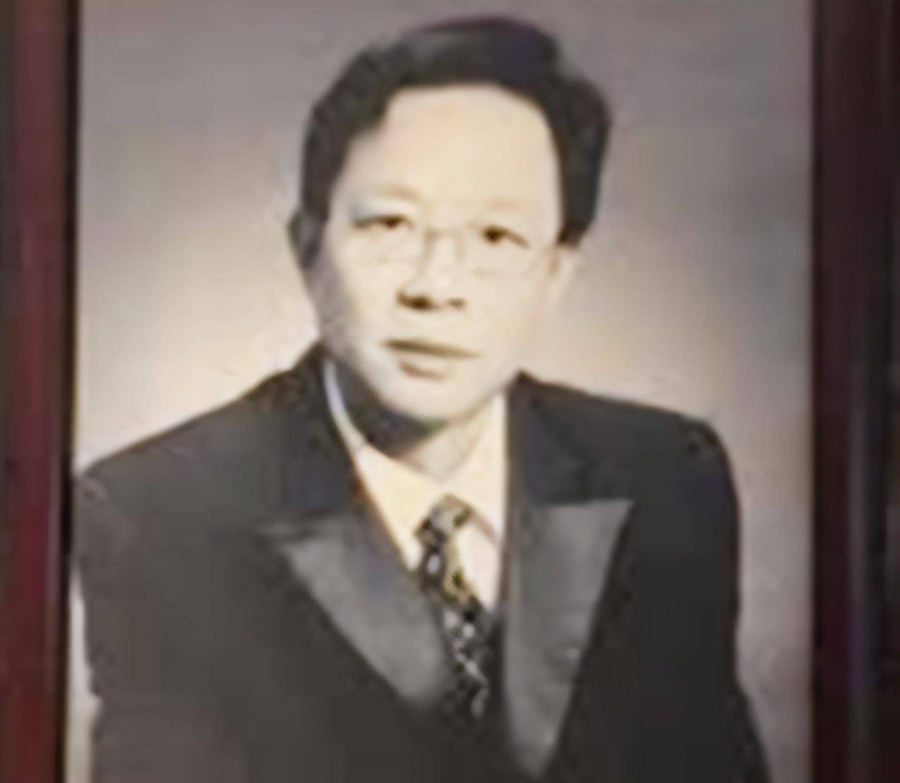 60岁,他大概是中国存活最久的艾滋病人,带着自己遗像活了十几年_孟林