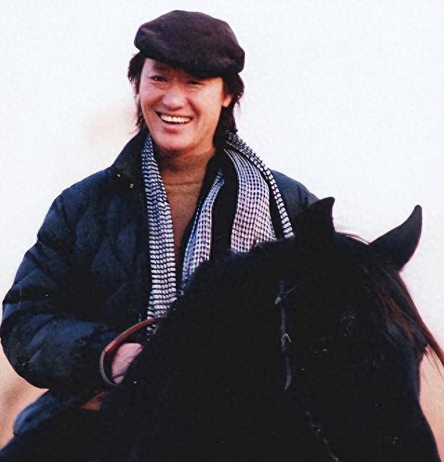 父亲去世,女儿远嫁韩国,只剩母亲一个人孤独终老_布仁巴雅尔_生活
