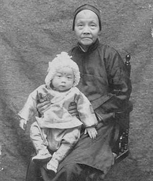 徐志摩,你不是一个好男人:妻子怀孕玩失踪,儿子一出生就闹离婚_张幼仪