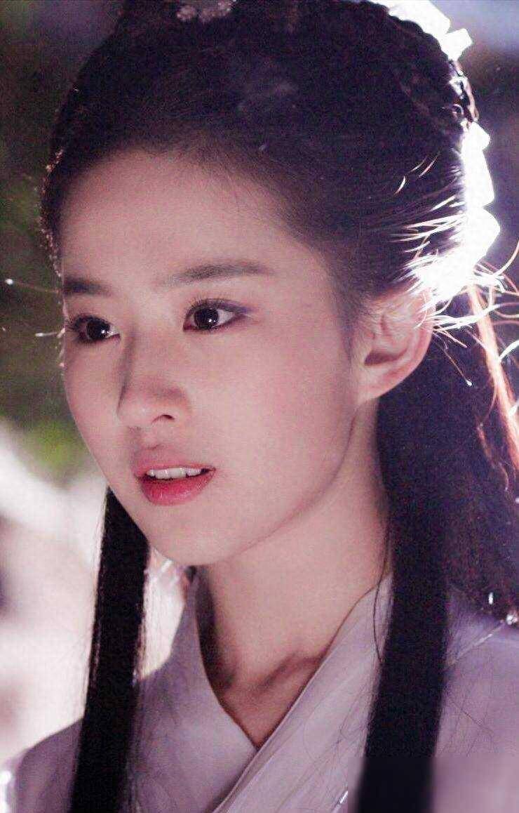 被称"人间富贵花"的5位女星,有人背靠家世,有人靠