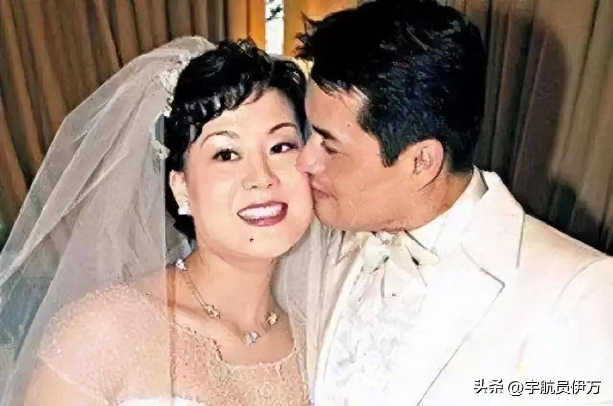 吕良伟两婚两离,三婚娶亿万富豪,如今的他,证明周润发说的没错_感情