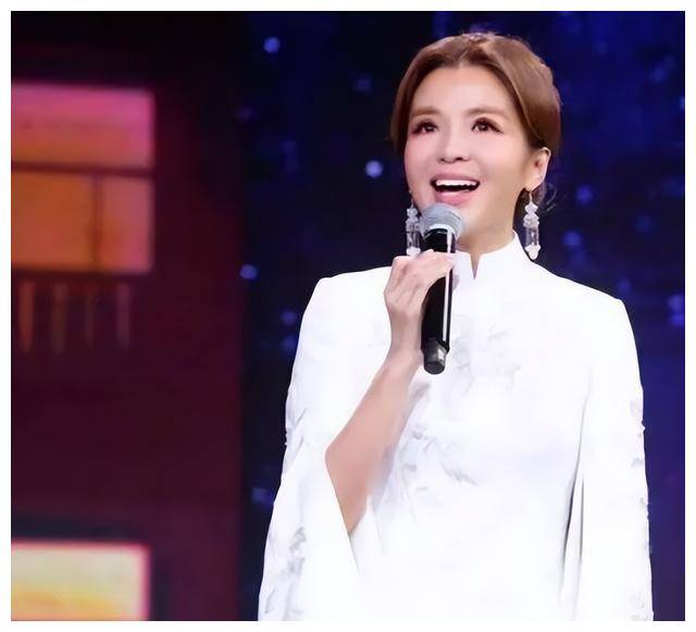 朱迅独挑大梁,黄国伦莫须有,星光大道春节特辑重新定义_节目_观众