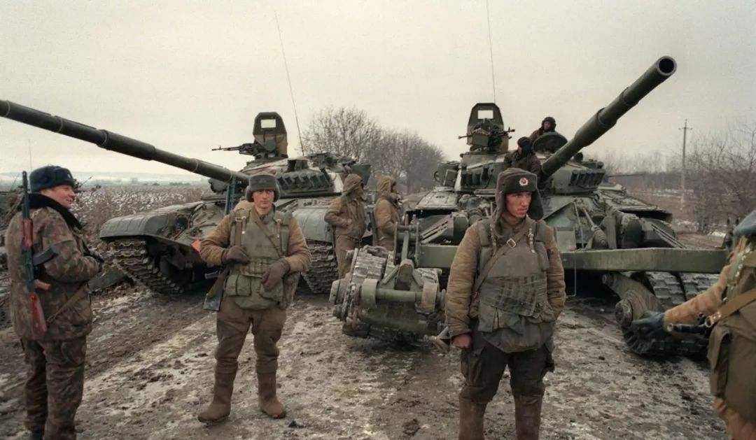 会战,1943年8月的库尔斯克会战,到1945年4月30日攻占德国首都柏林,5月