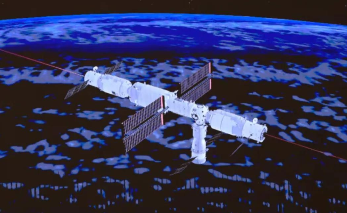 中国空间站轨道抬升近6公里!为神十八发射做准备?