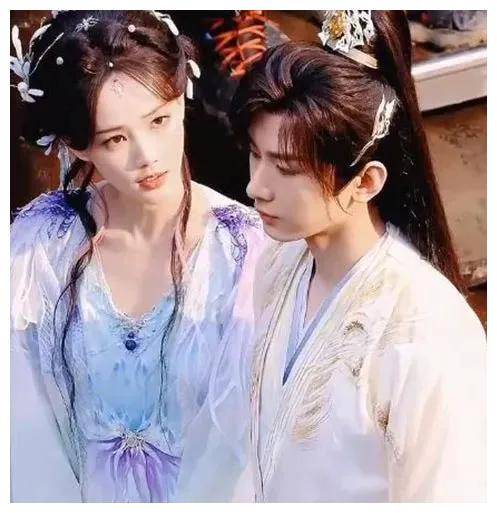 李一桐_造型_成毅