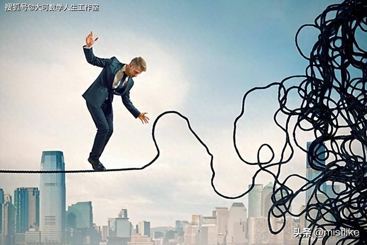 复杂性的概念是任何人都可以想象的,但它的定义却很难绝对确定下来.