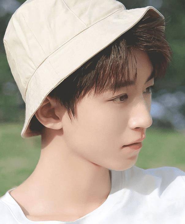 王俊凯为何从来不炫腿?