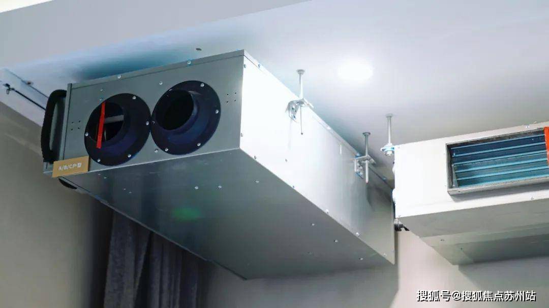 大建品牌地板,板材采用日本f四星标准环保板材,日本进口专用环保胶水