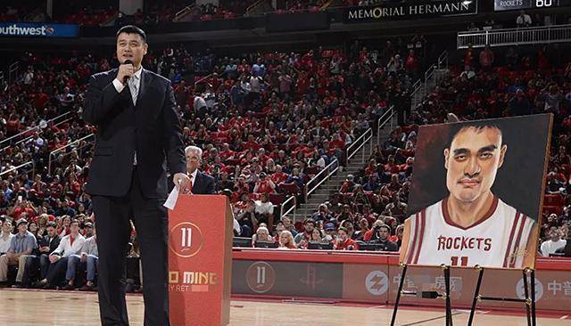 姚明妻子叶莉近况:退役后为丈夫理财,11岁女儿身高到爸爸胸口_nba