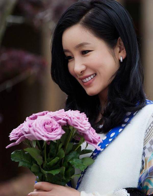 秦海璐:22岁得影后,莫名陷入"三角恋",嫁给真正的爱情_王新军_李厚