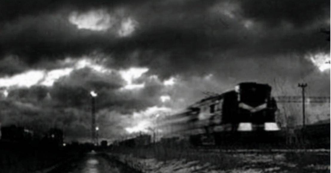 "幽灵列车":33年带104人消失,91年科学家为解谜上车后又失踪_隧道