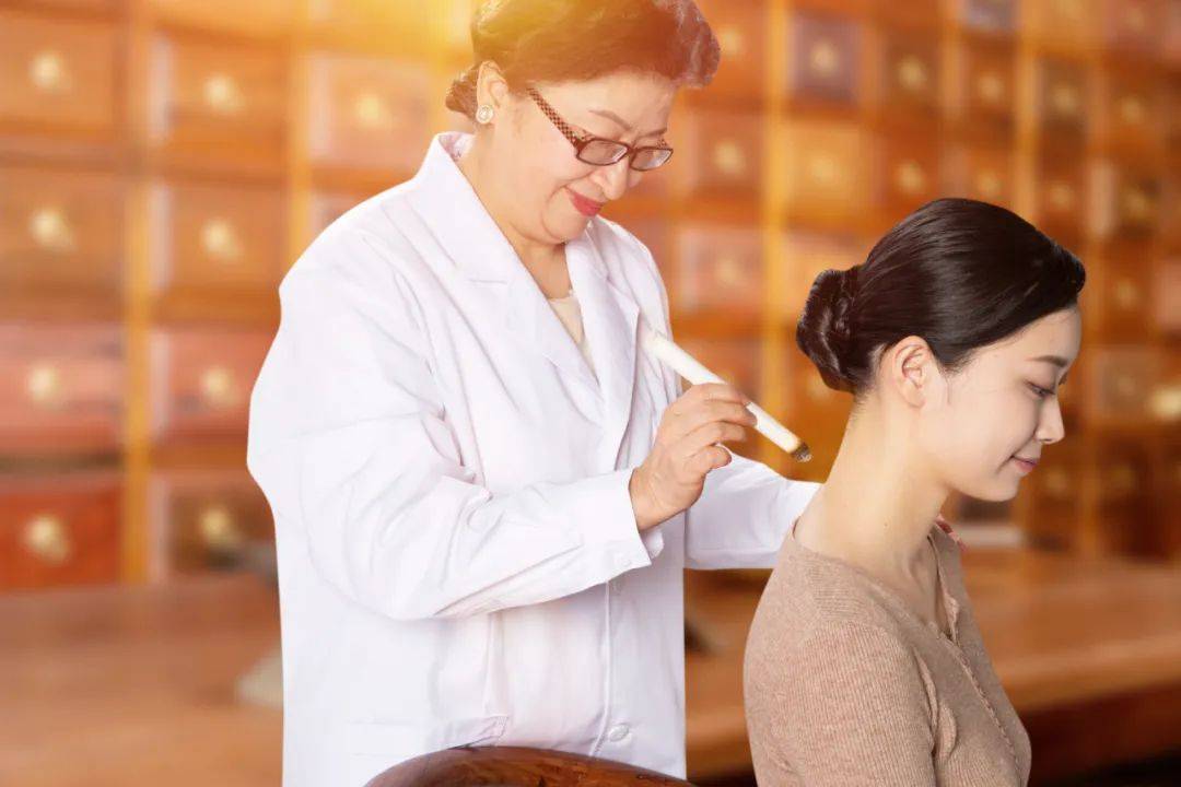 如果你经常感冒,头痛汗出,鼻塞流涕,腰背冷,那么有个地方你肯定保护的