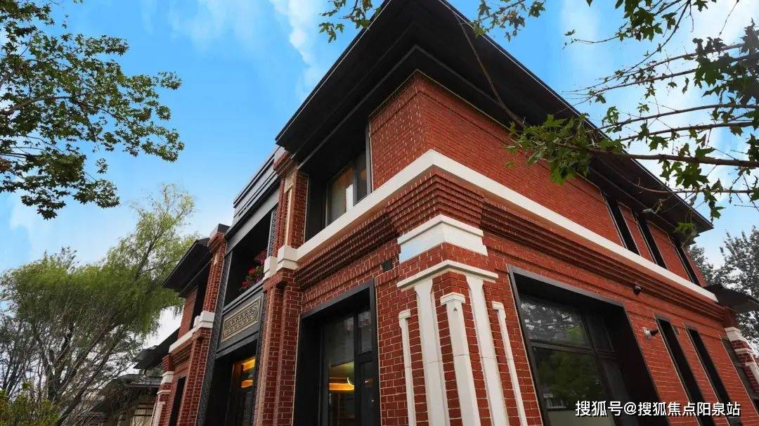 长安府的红砖建筑看似大自然的浑然天成之作,细细品味才能发现,这里每