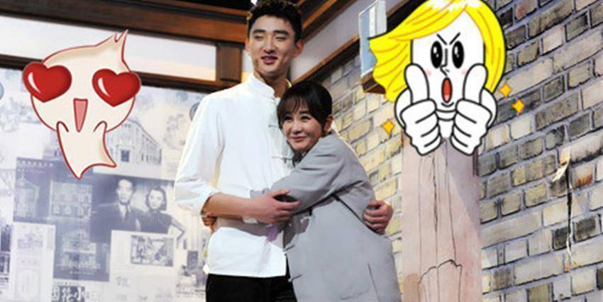 海陆张峻宁再次高调同框,男方绅士推行李,海陆超悠闲_黑色_于小彤