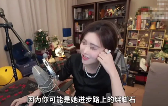尝试复出5分钟又被永封_直播_平台_姥爷