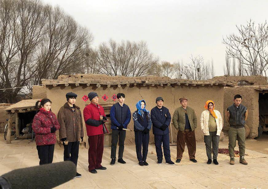 也因为是在黄河边上的城市奔跑,加上路透照就非常有趣了,所以不少网友