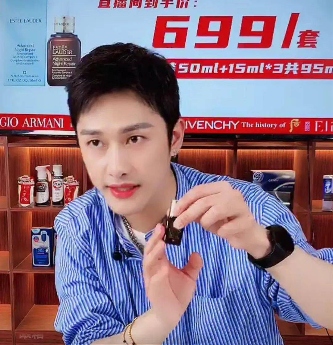 据朱梓骁说自己表示自从当年"肛裂"事件出现后,对自己的职业生涯造成