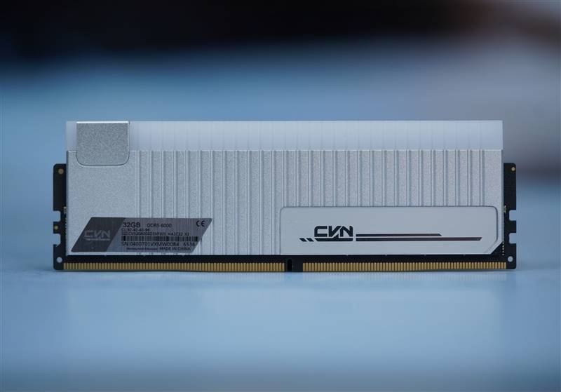 七彩虹cvn银翼ddr5-6000 32gb内存评测:cl30低时序 烤机3小时也不崩