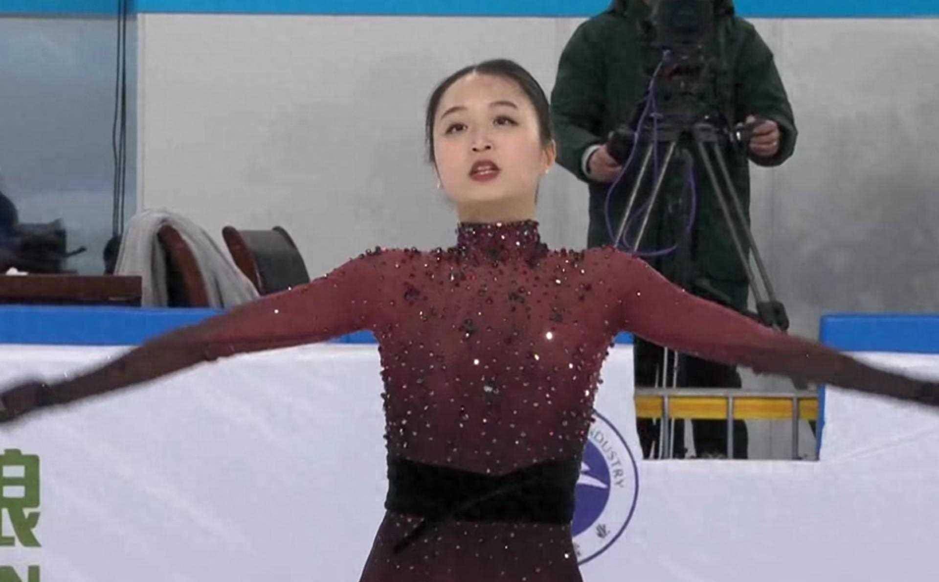 冬运会朱易团体两项垫底,继冬奥后再靠队友登领奖台_比赛_挑战_成功