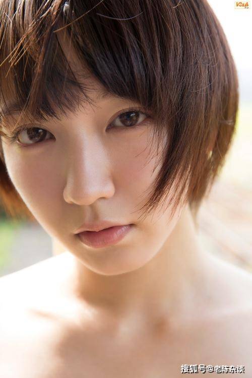 讲真!这谁能顶得住!东瀛极品—吉冈里帆写真赏_身材_气质_笑容