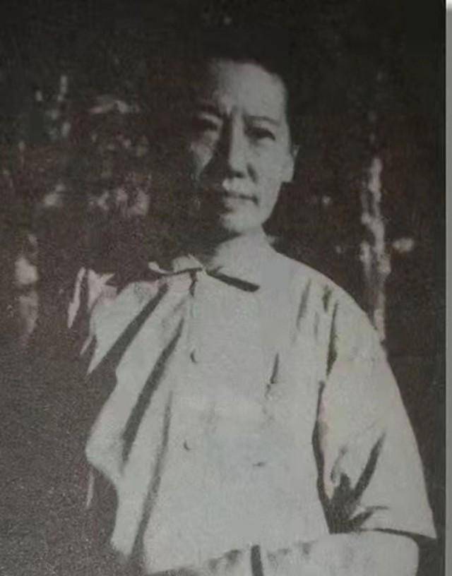 张爱玲的恶毒继母,一生无儿无女,80岁谈昔日骂名:无愧于心_孙用_张廷