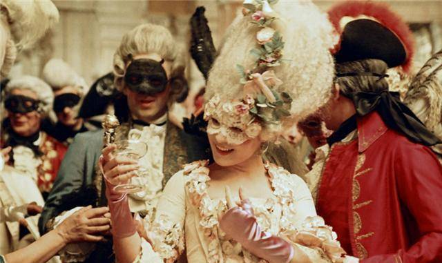 她们乃一母同胞,却选择共伺一夫,姐妹5人为争宠上演"宫心计"_路易十四