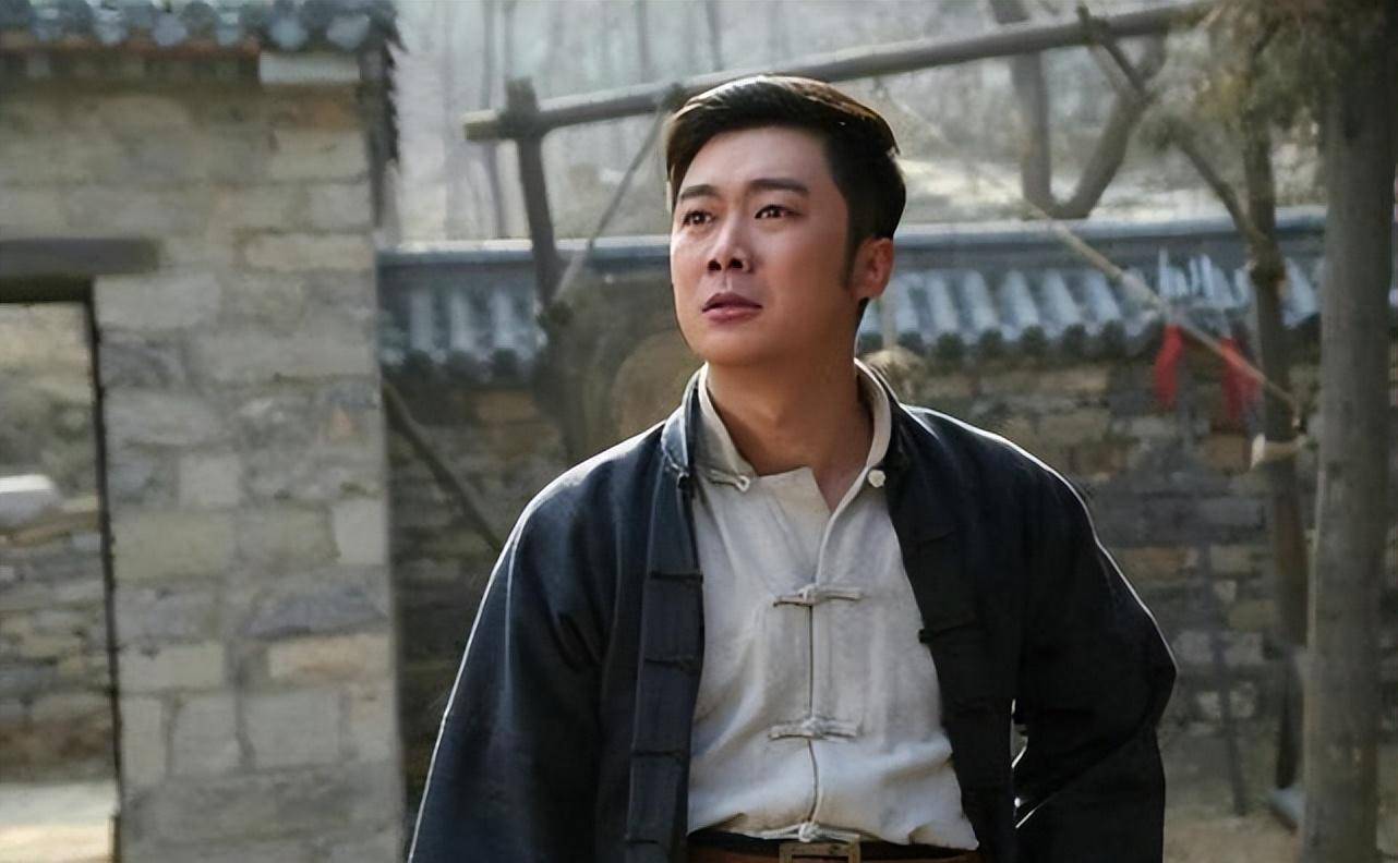 与周迅合作没红,被赵丽颖带火,曹征终于红了,只是晚了8年_郑晓龙_角色