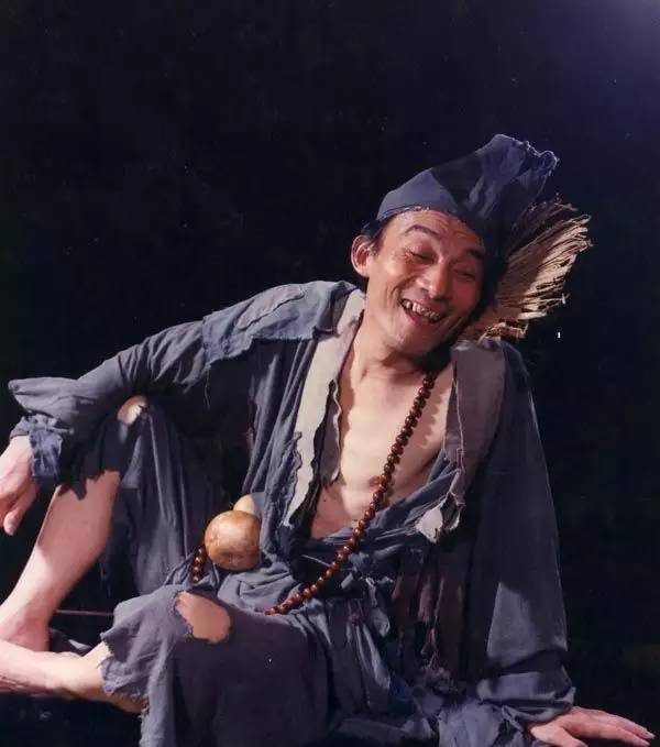 李修缘为什么家破人亡?历史上真的有济公这个人吗_父母_妻子_活佛