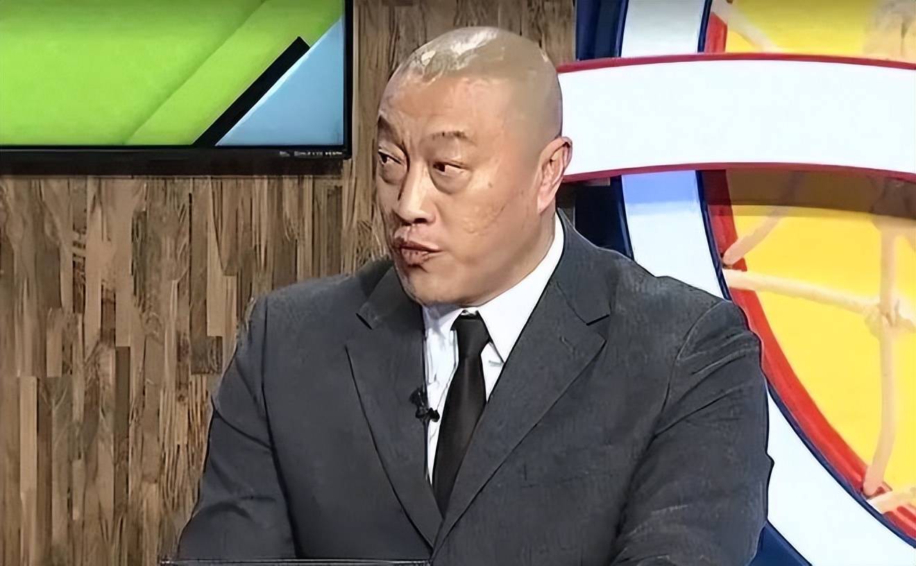 如今在中国男篮惨败过去48小时左右,中国男篮名宿马健更是在社媒直接