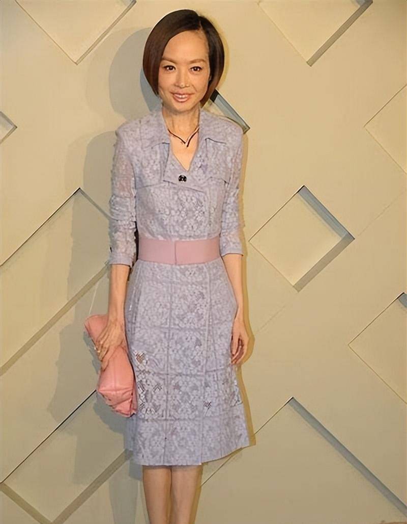 那些瘦得可怕的女星:有人仅66斤,还有人一餐只吃1